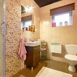 Resort Arenda Apartamenty&domki Caloroczne Sierakow (Greater Poland)