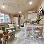 Arenda Apartamenty&domki Caloroczne Sierakow (Greater Poland)