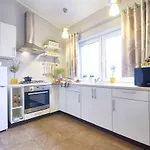 Arenda Apartamenty&domki Caloroczne *