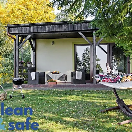Курортний комплекс Arenda Apartamenty&domki Caloroczne *