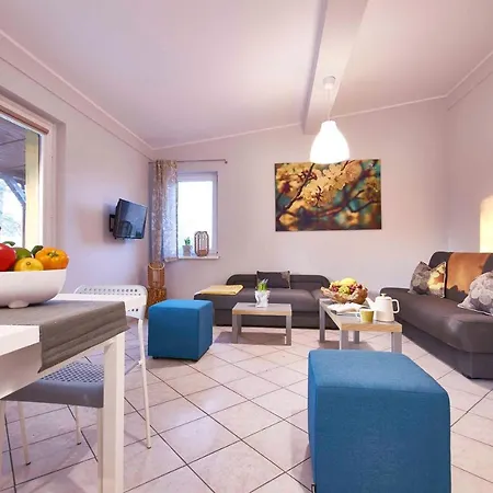 Ośrodek wypoczynkowy Arenda Apartamenty&domki Całoroczne Sierakow (Greater Poland)
