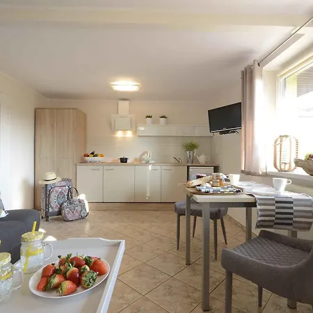 Ośrodek wypoczynkowy Arenda Apartamenty&domki Całoroczne