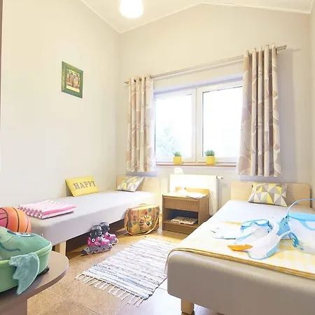 Arenda Apartamenty&domki Caloroczne אתר נופש *