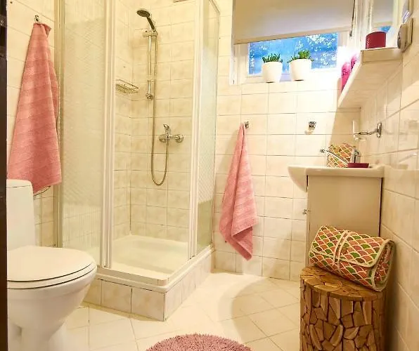 Arenda Apartamenty&domki Caloroczne