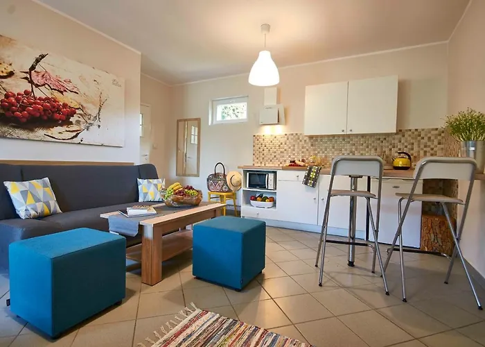 Arenda Apartamenty&domki Caloroczne *