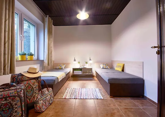 Arenda Apartamenty&domki Caloroczne *