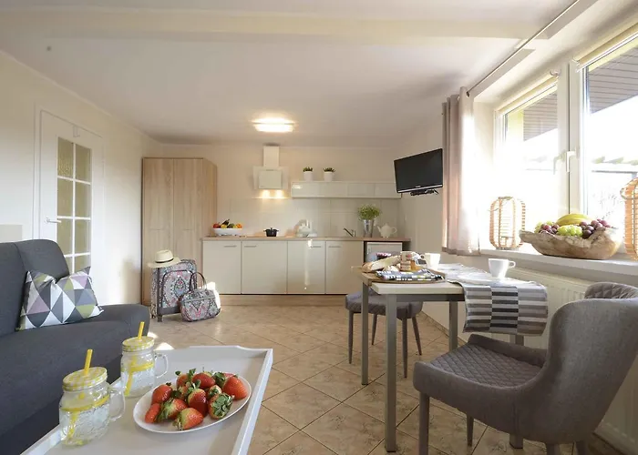 Resort Arenda Apartamenty&domki Caloroczne