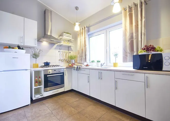 Arenda Apartamenty&domki Caloroczne *